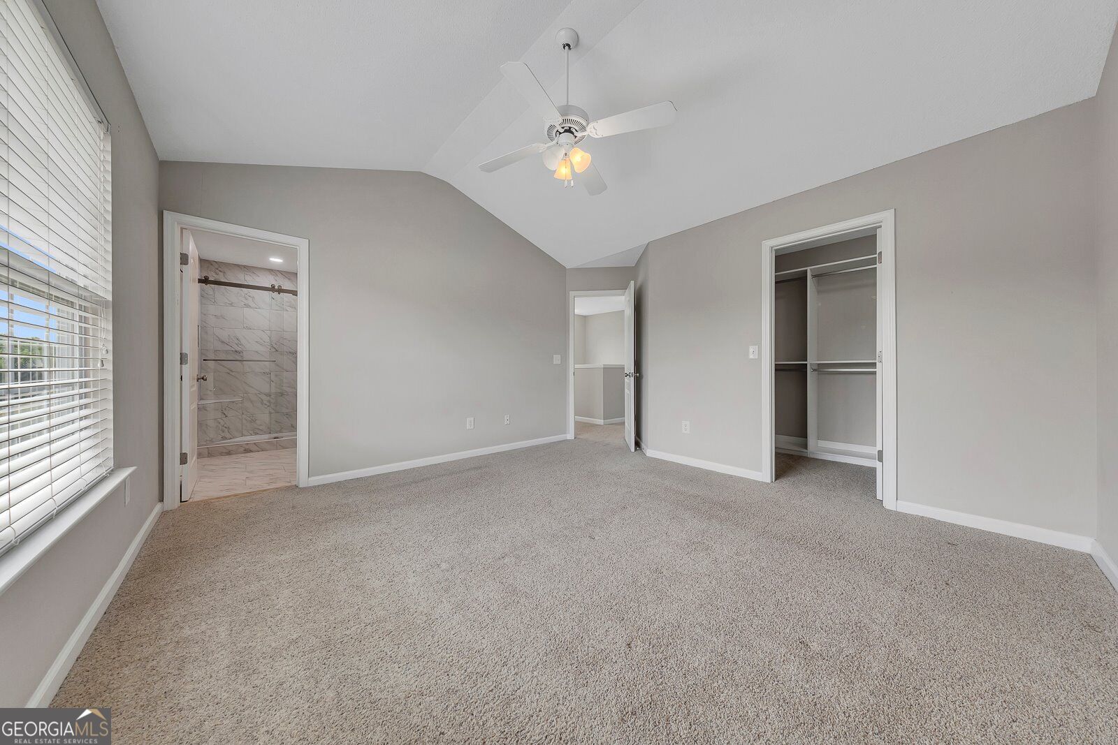 233 Fox Creek Boulevard Property Photo 18