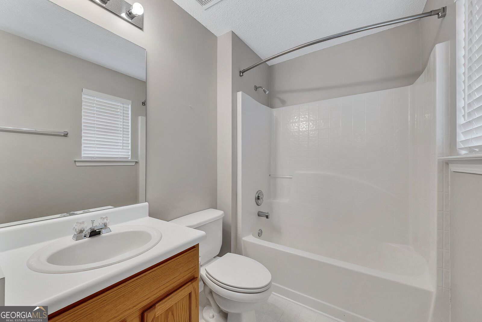 233 Fox Creek Boulevard Property Photo 24