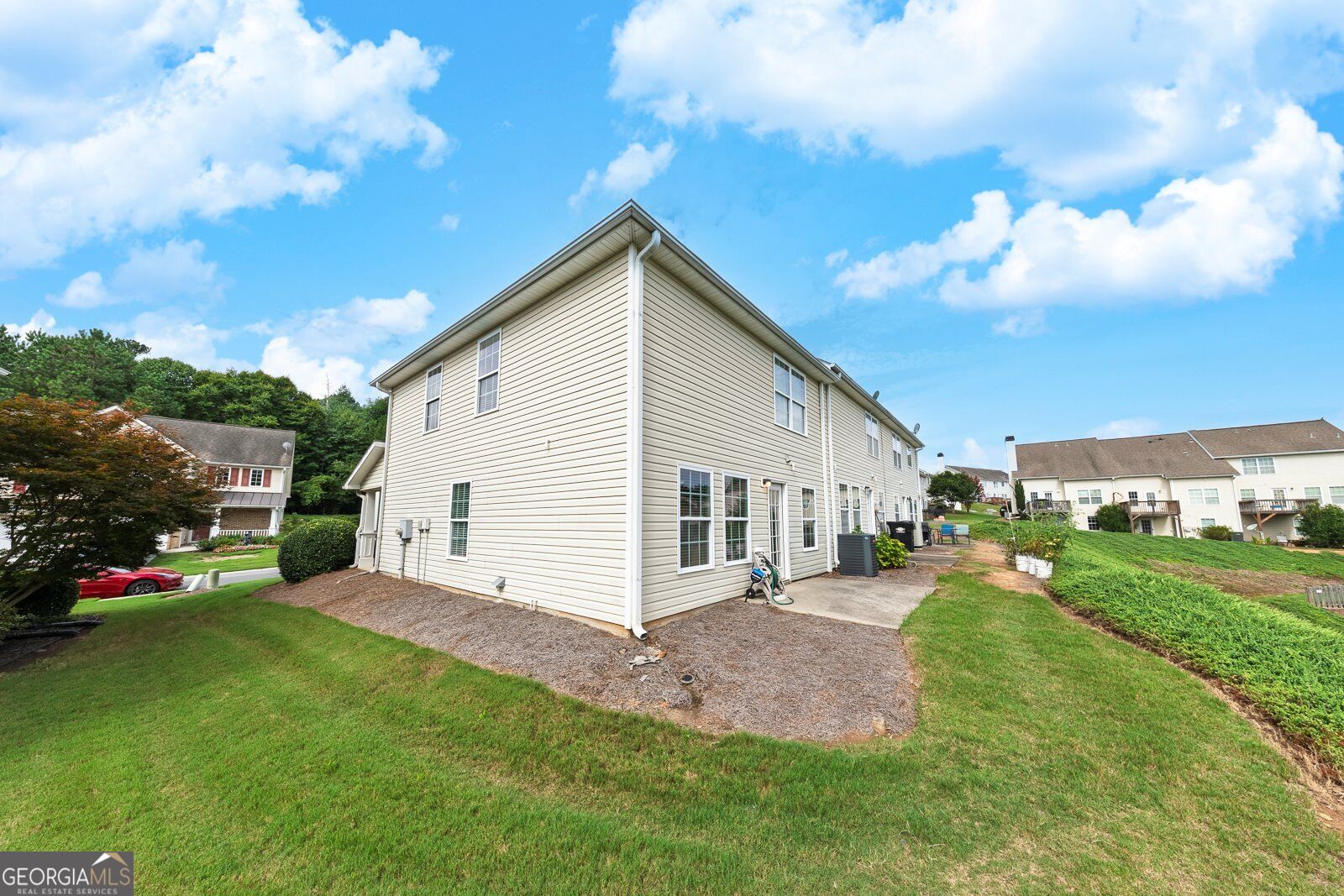 233 Fox Creek Boulevard Property Photo 25