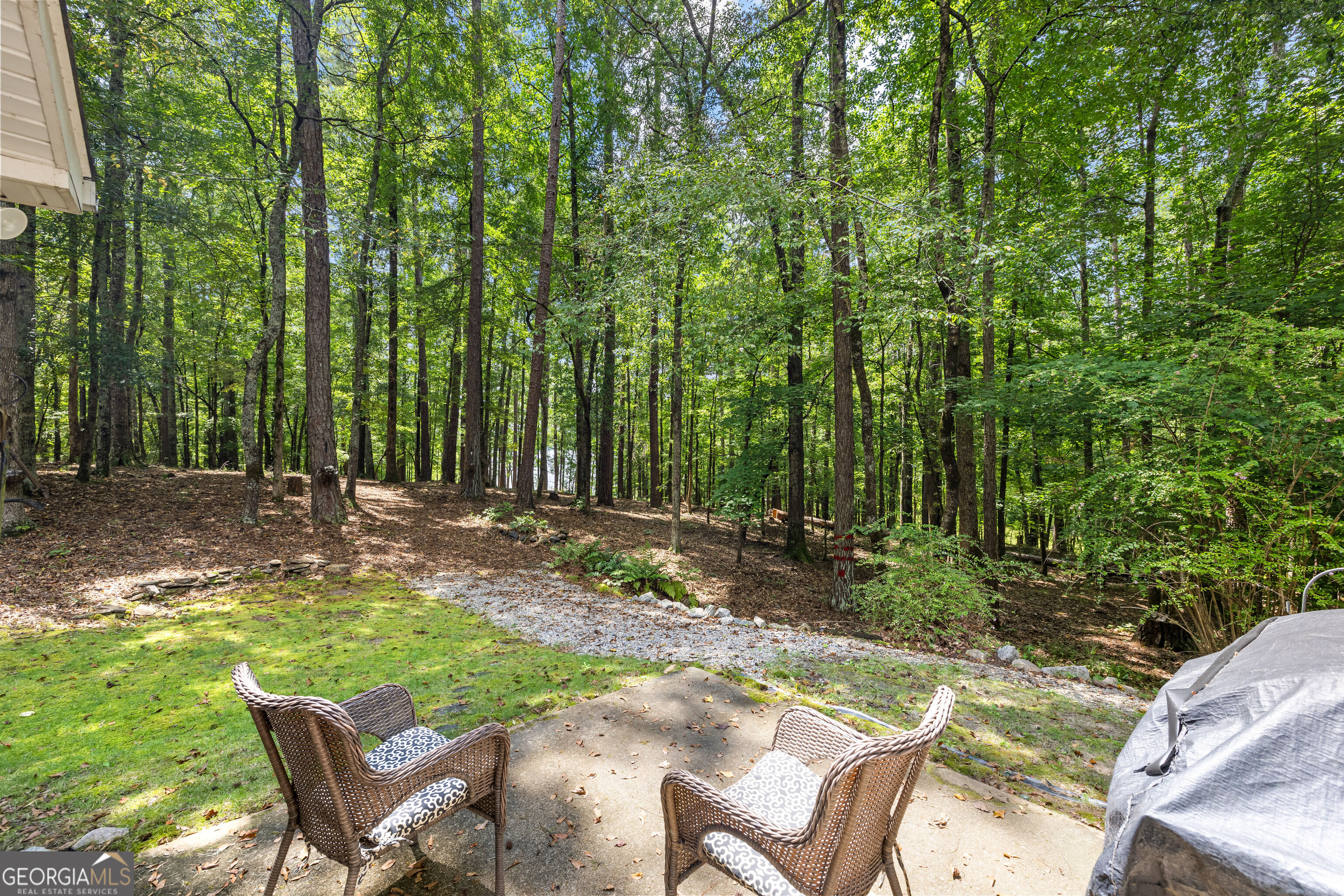39 Village Pointe Drive Property Photo 3