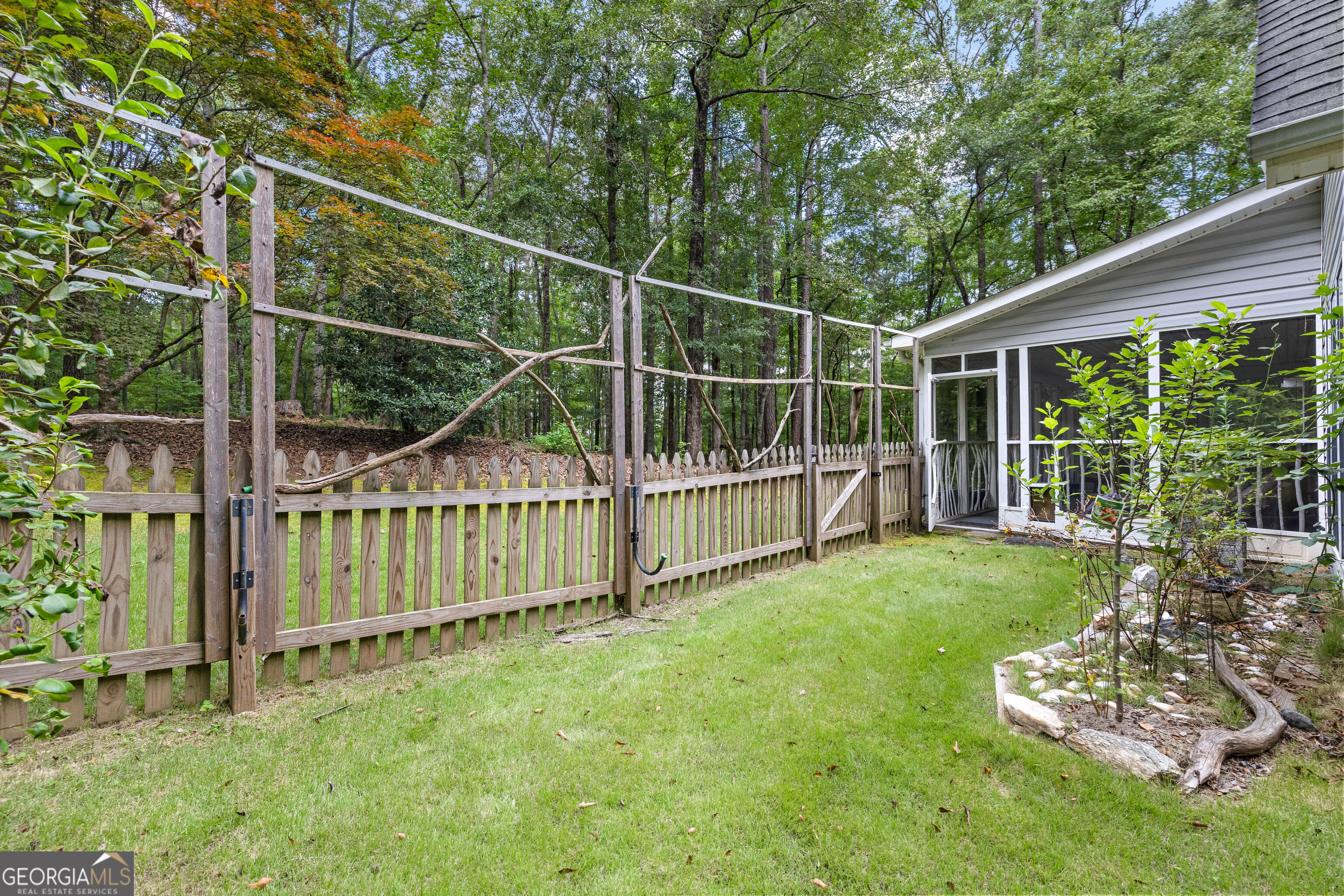 39 Village Pointe Drive Property Photo 38