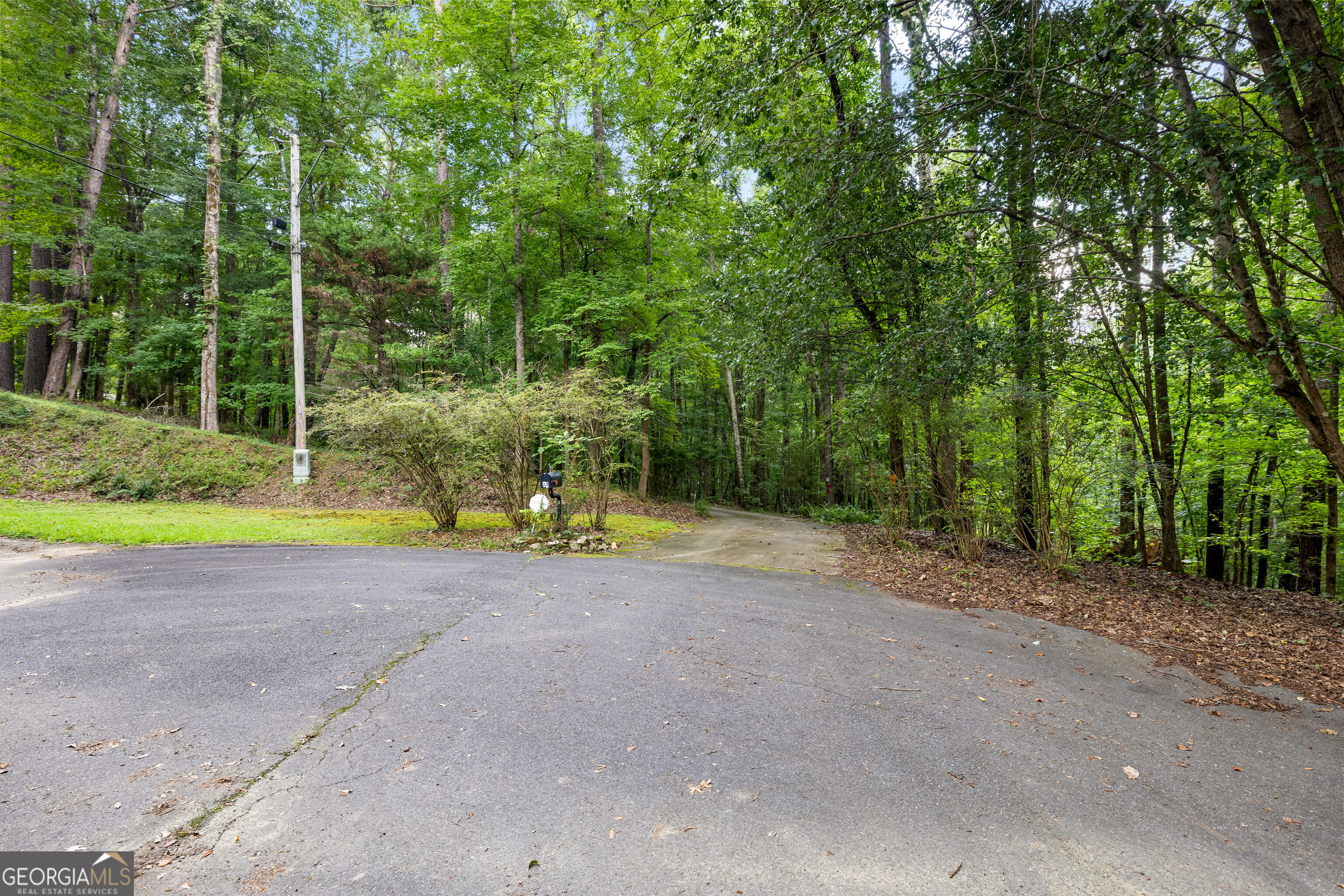 39 Village Pointe Drive Property Photo 41
