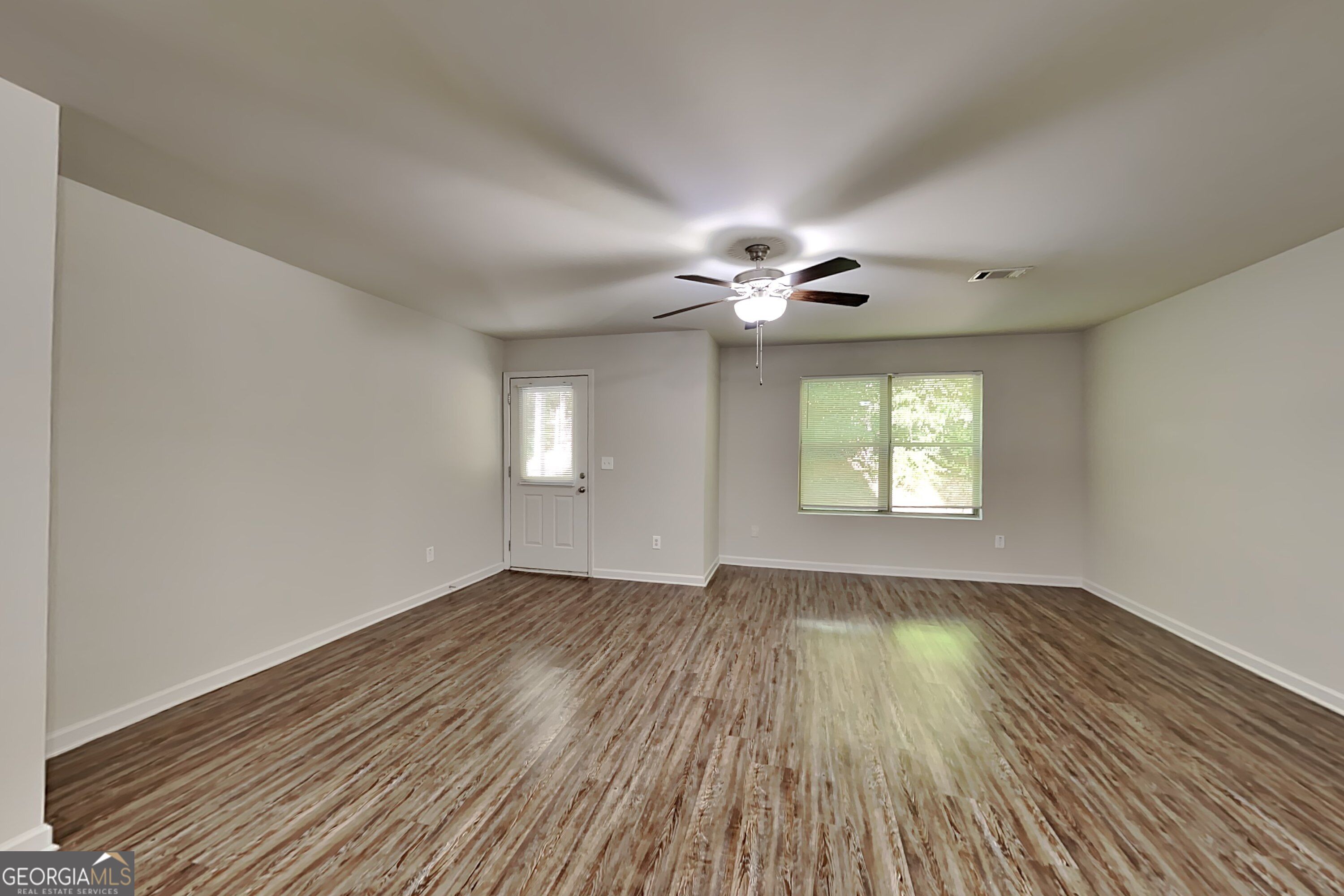 6114 Avery Street Sw Property Photo 2