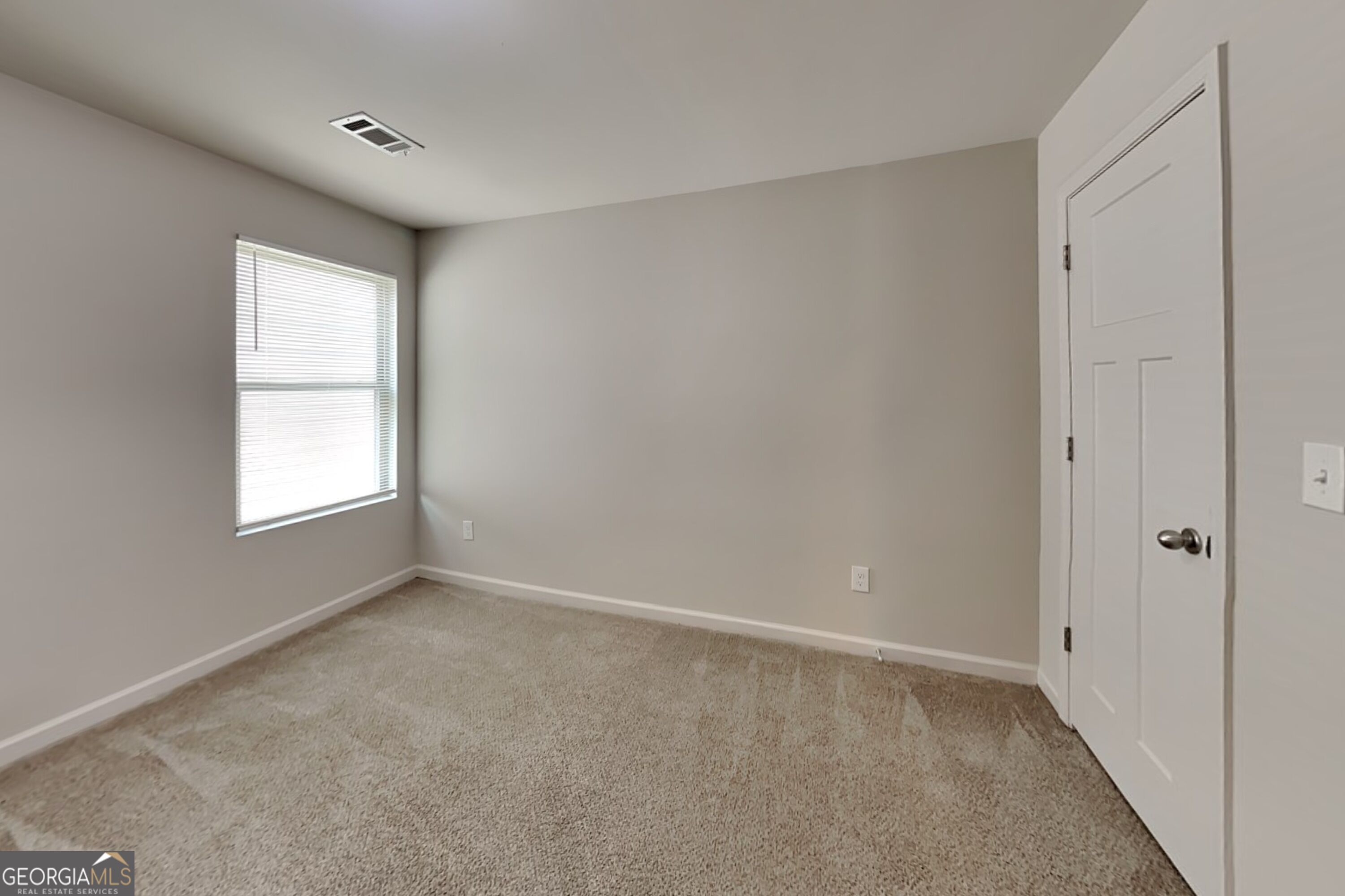 6114 Avery Street Sw Property Photo 10