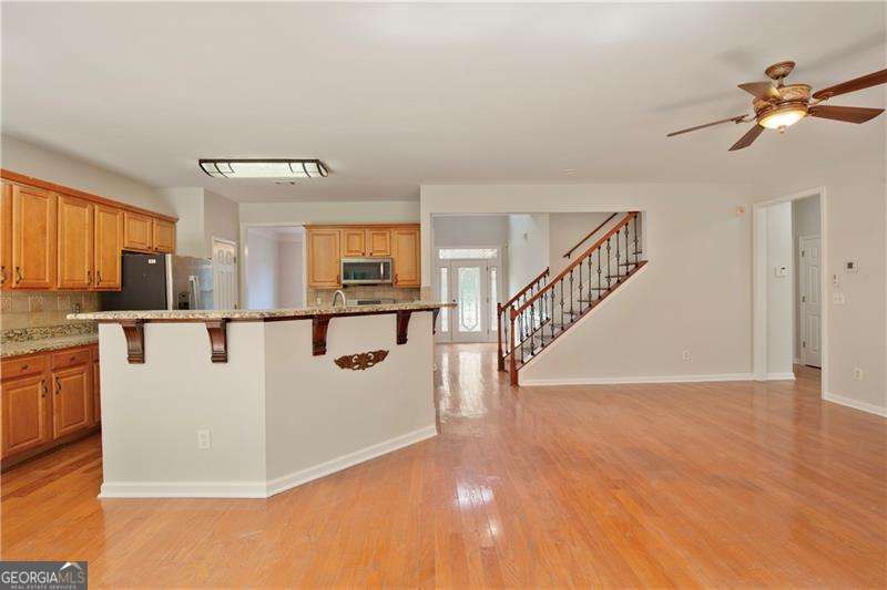 3820 Devenwood Way Property Photo 6