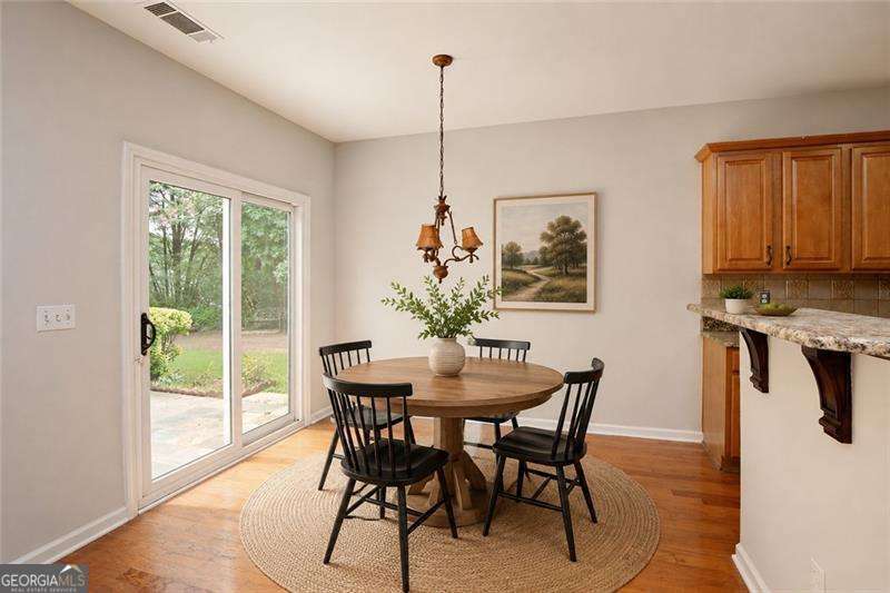 3820 Devenwood Way Property Photo 14