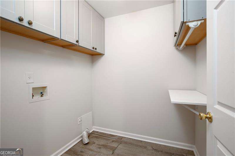 3820 Devenwood Way Property Photo 35