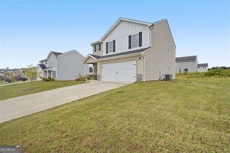 635 Tudor Street Property Photo 4