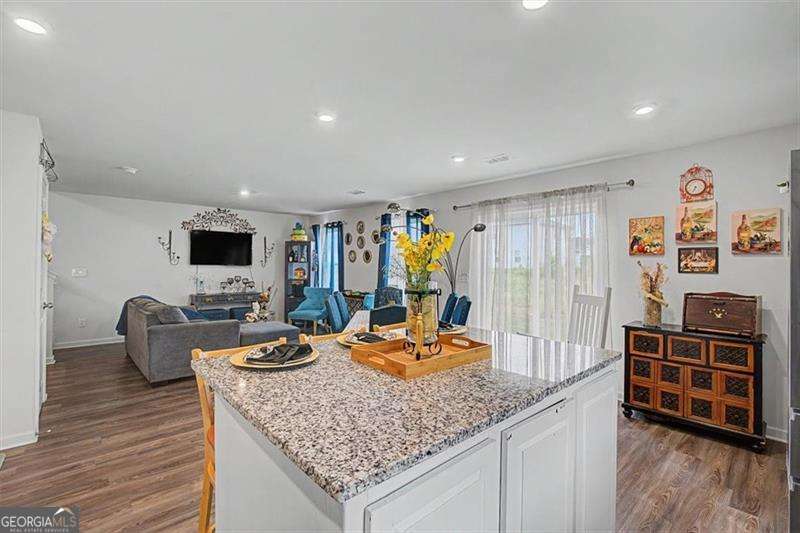 635 Tudor Street Property Photo 11