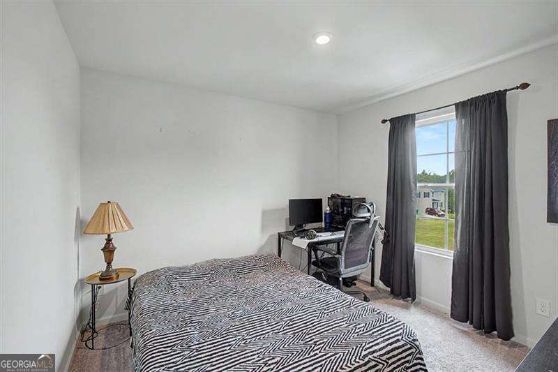 635 Tudor Street Property Photo 23