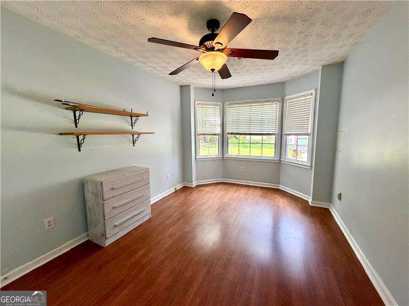 926 W Mill Trace Nw Property Photo 32