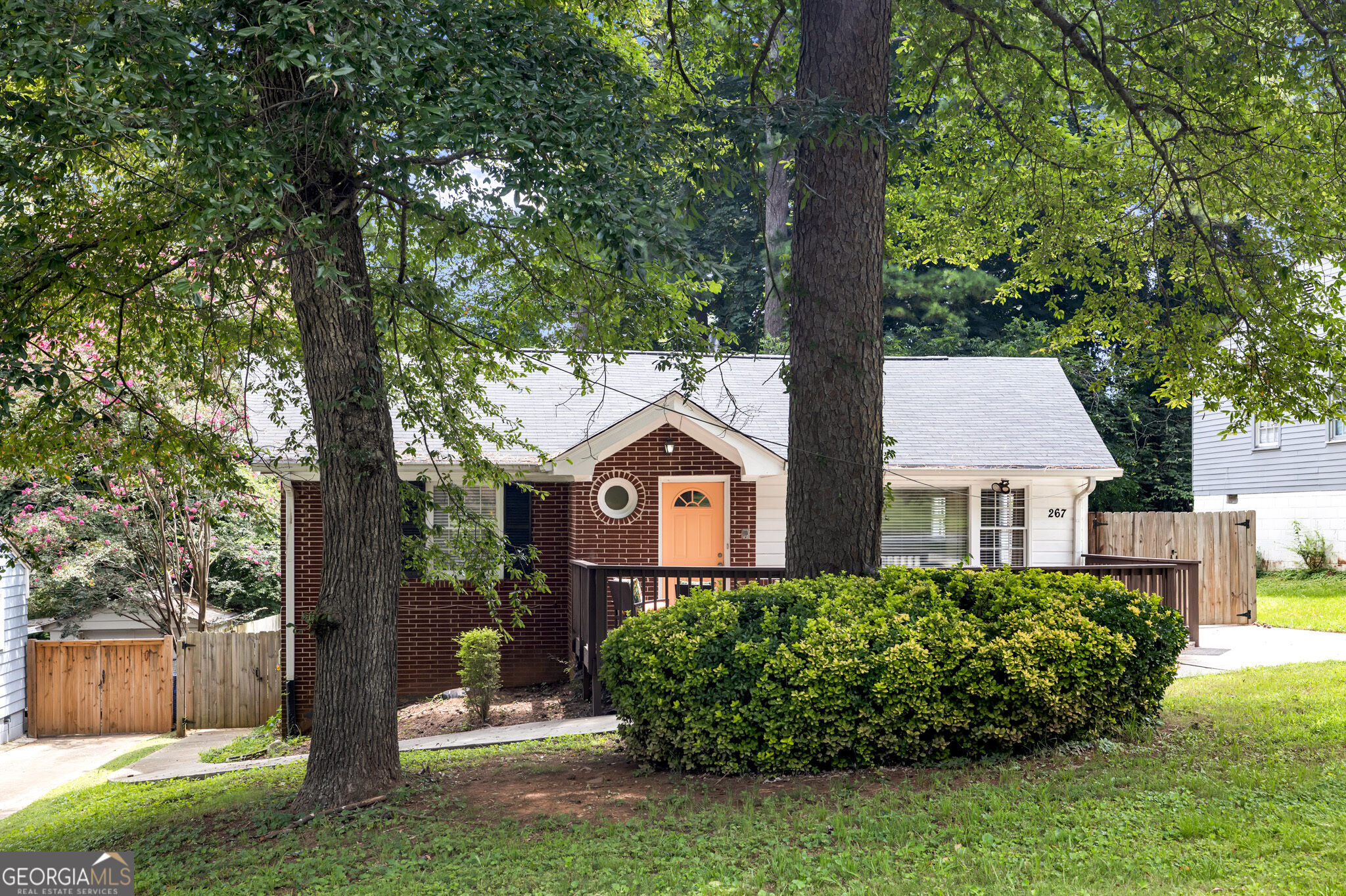 267 Richardson Road Nw Property Photo 2