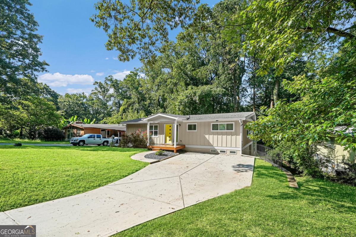 3476 Alison Drive Property Photo 3