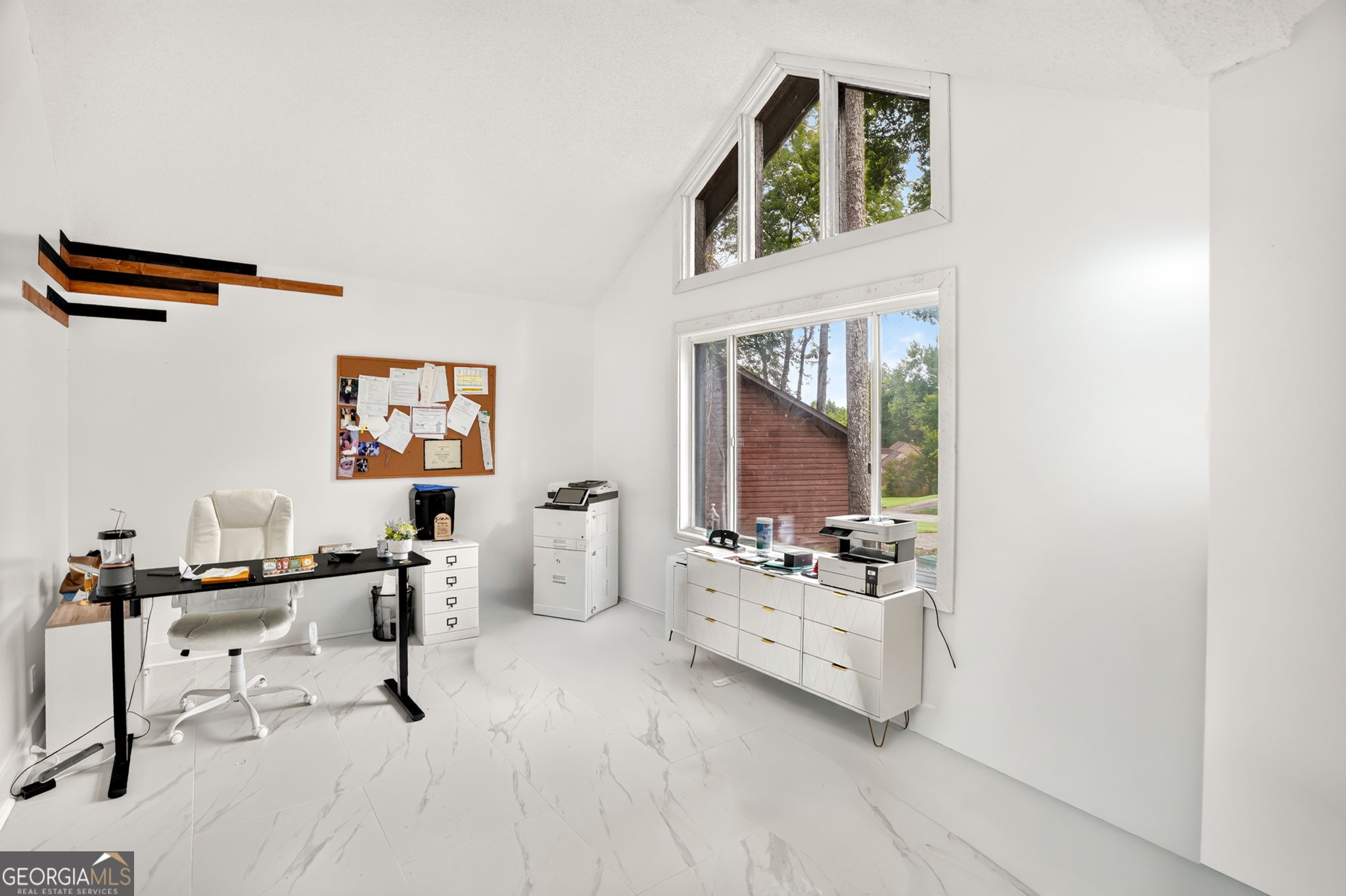 1553 Bell Flower Court Property Photo 6