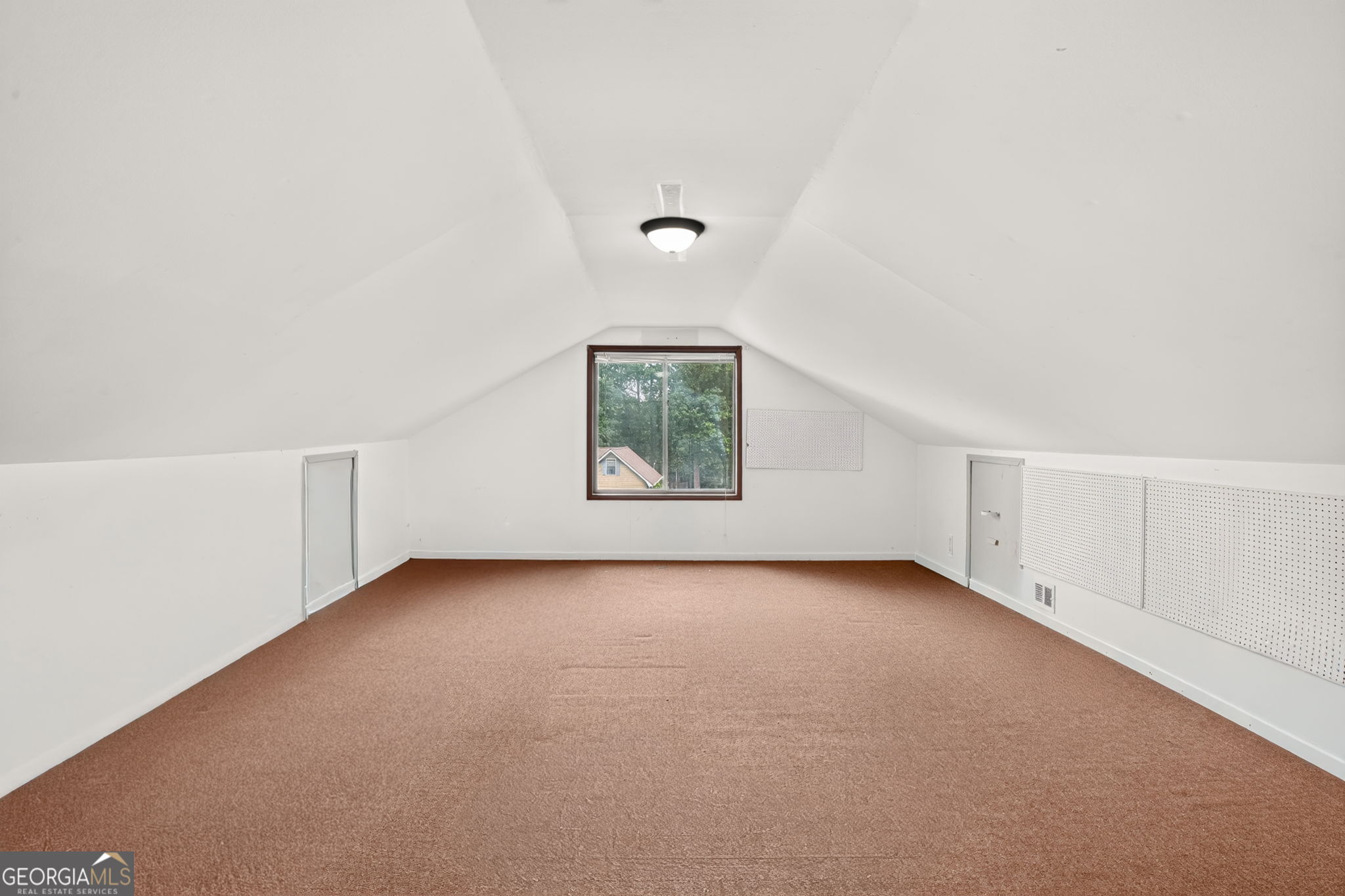 1553 Bell Flower Court Property Photo 35