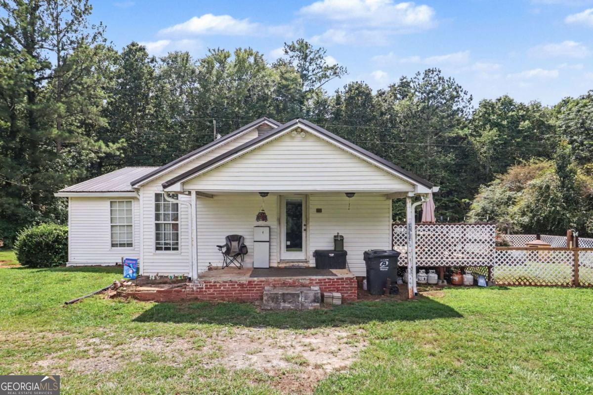 88 Old Waco Road Property Photo 18