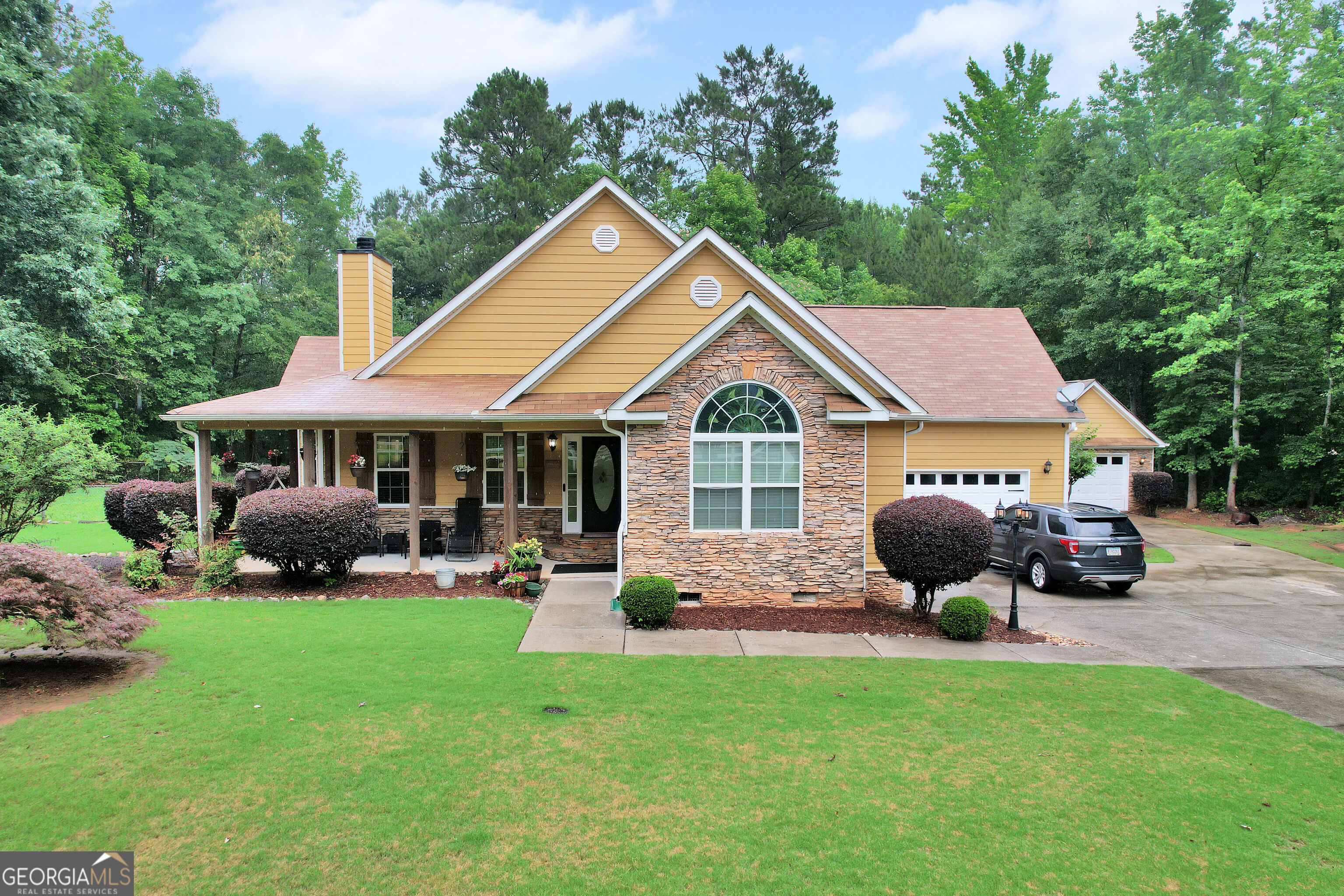 149 Marina Circle Property Photo 1