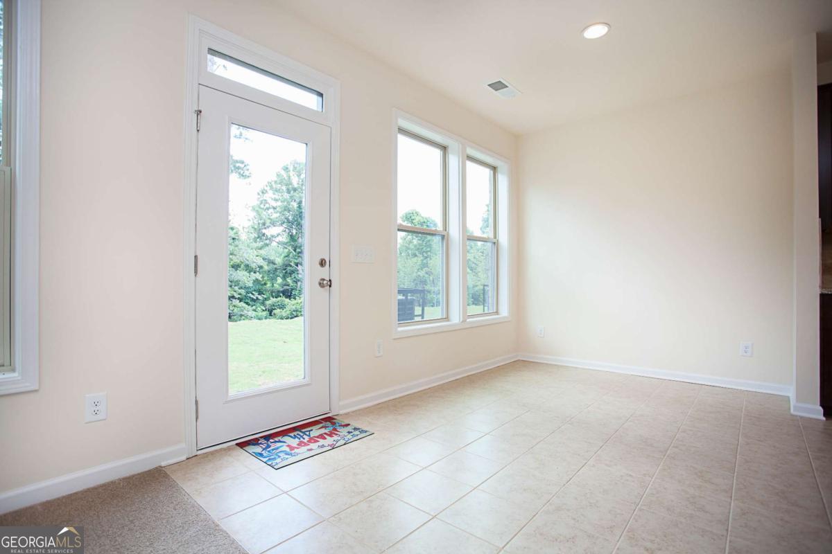 4505 Almanor Circle Property Photo 6