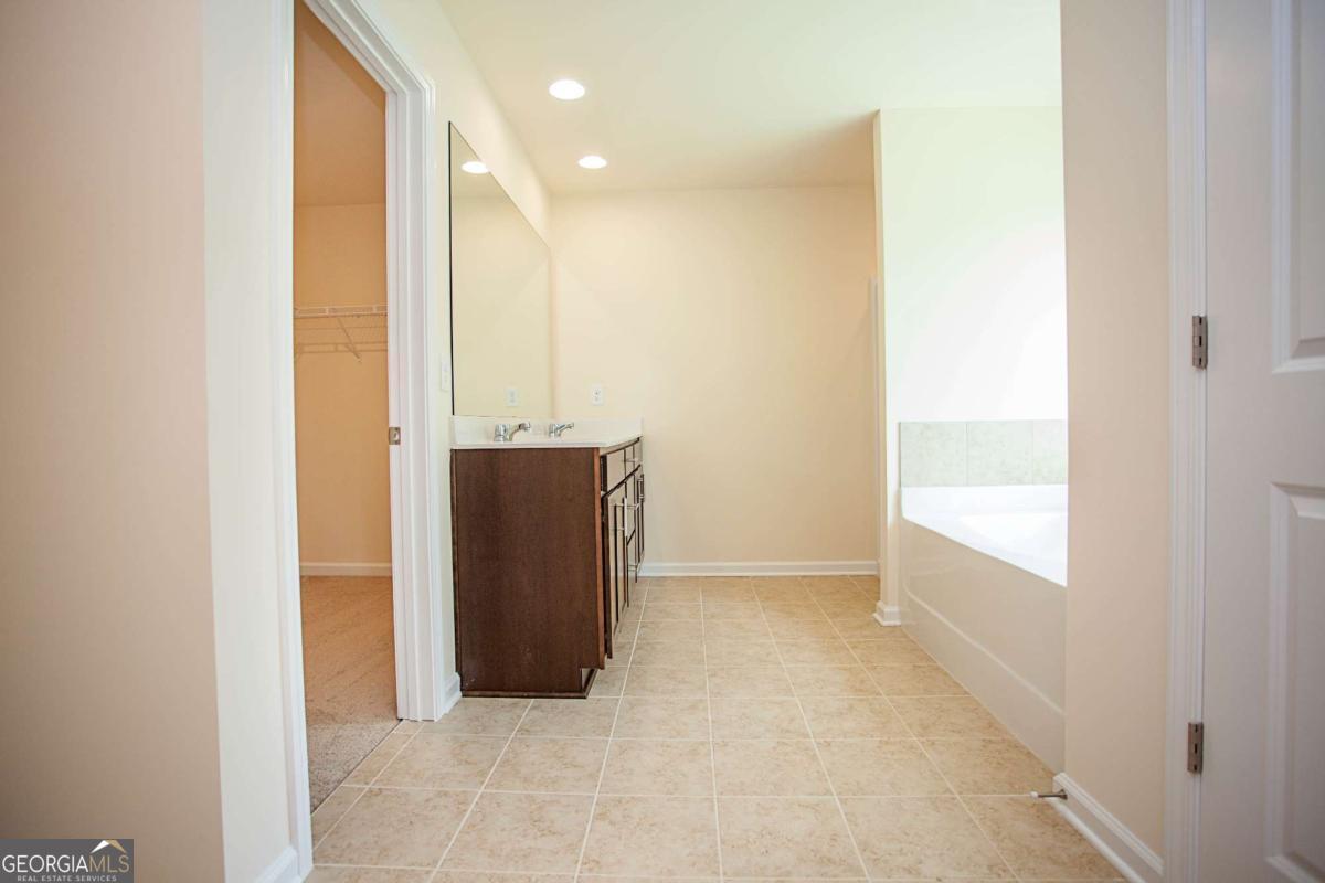 4505 Almanor Circle Property Photo 28