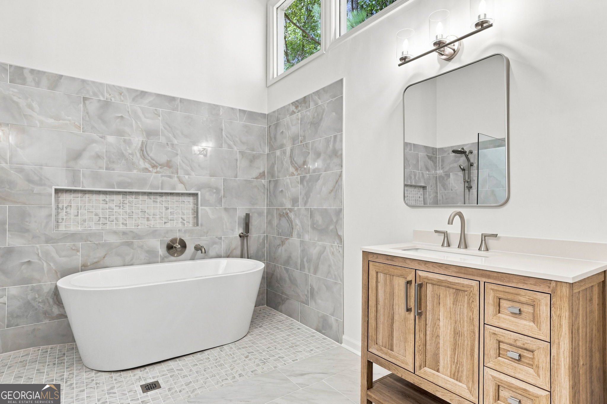 2588 Oakwood Way Se Property Photo 41