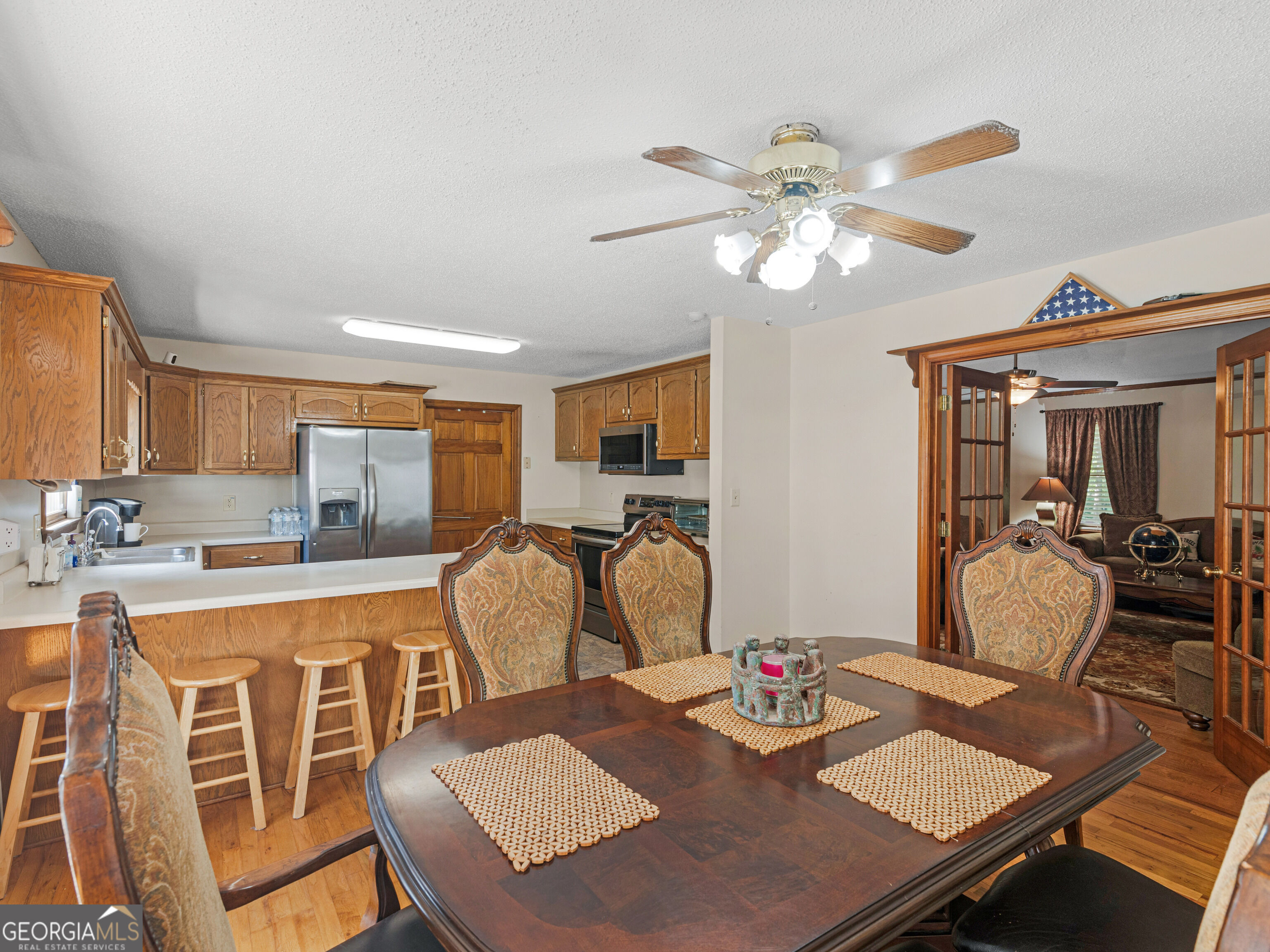 837 Sunset Drive Property Photo 6