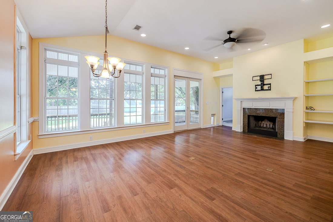 104 Myrtlewood Court Property Photo 9