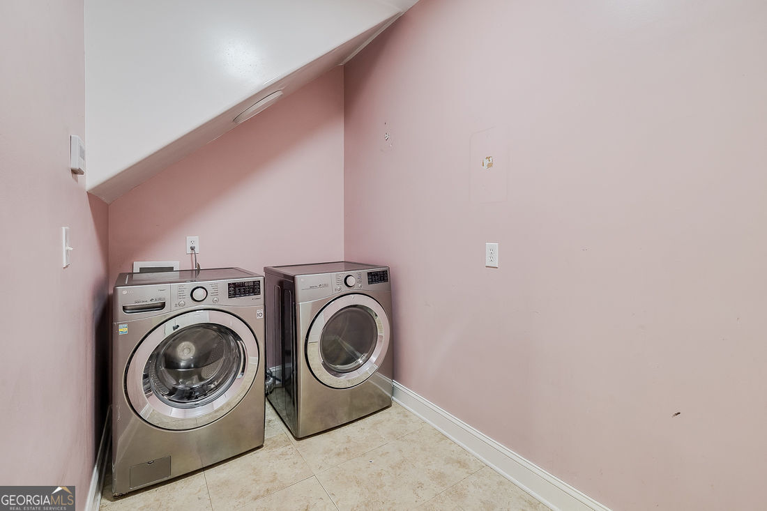 104 Myrtlewood Court Property Photo 42