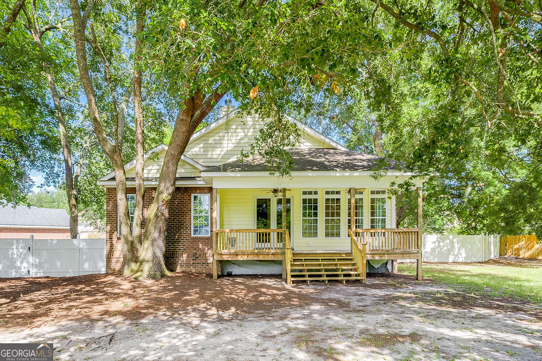104 Myrtlewood Court Property Photo 44