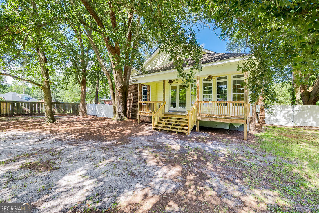 104 Myrtlewood Court Property Photo 45
