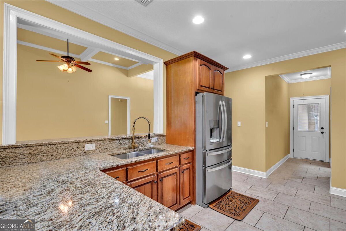 805 Arbor Lane Property Photo 14