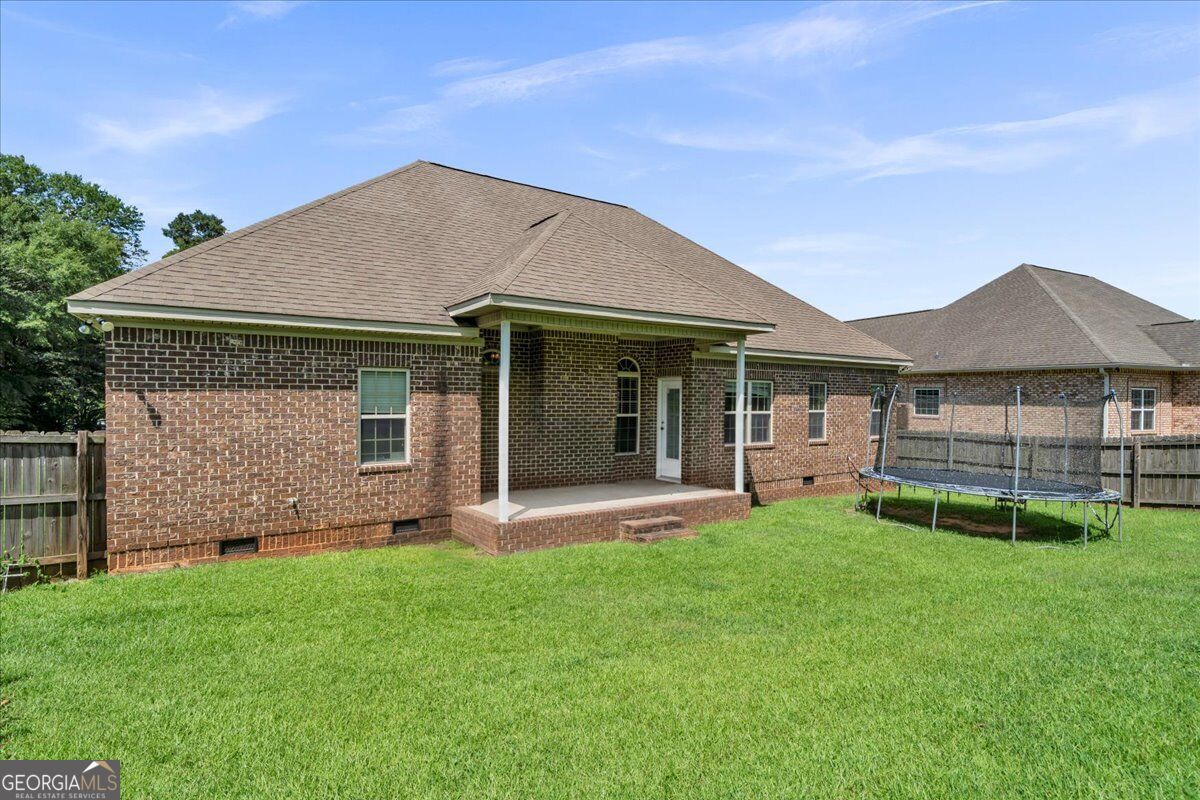 805 Arbor Lane Property Photo 32