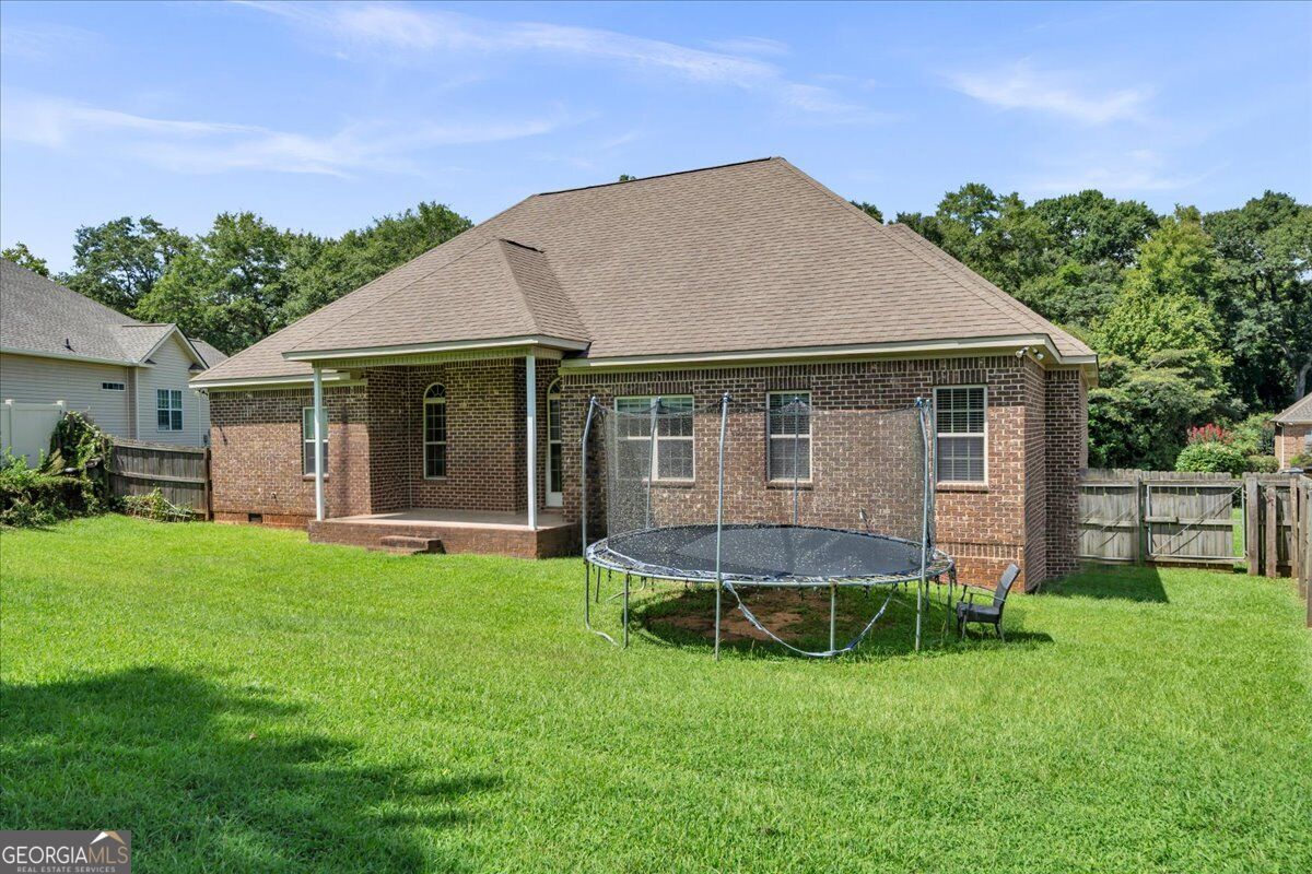805 Arbor Lane Property Photo 33