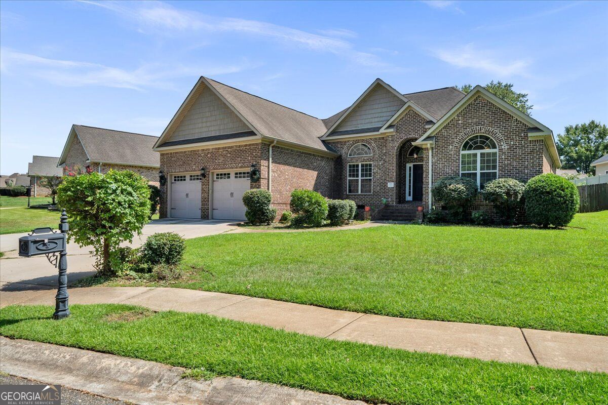805 Arbor Lane Property Photo 35