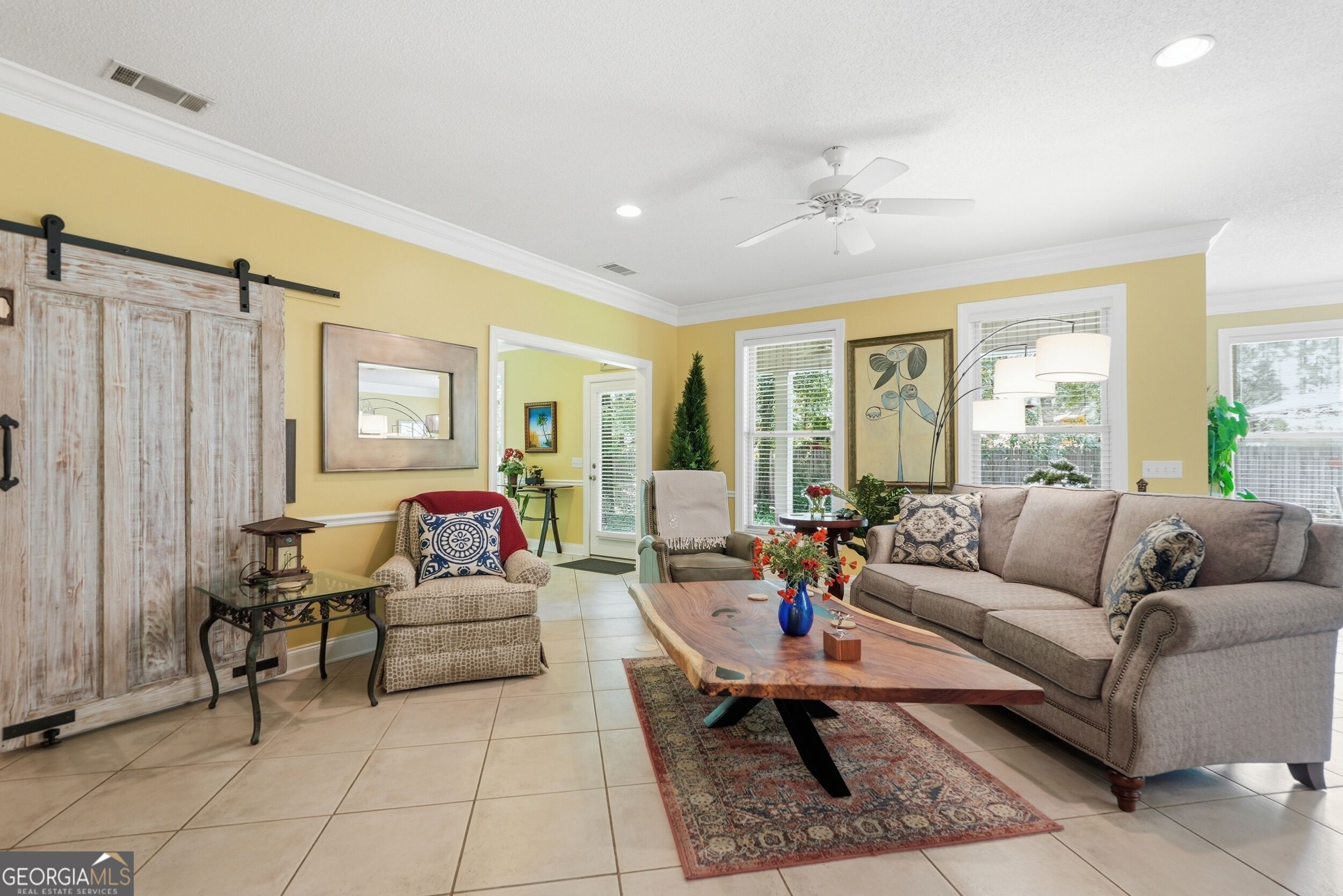399 Creekside Cove Property Photo 6