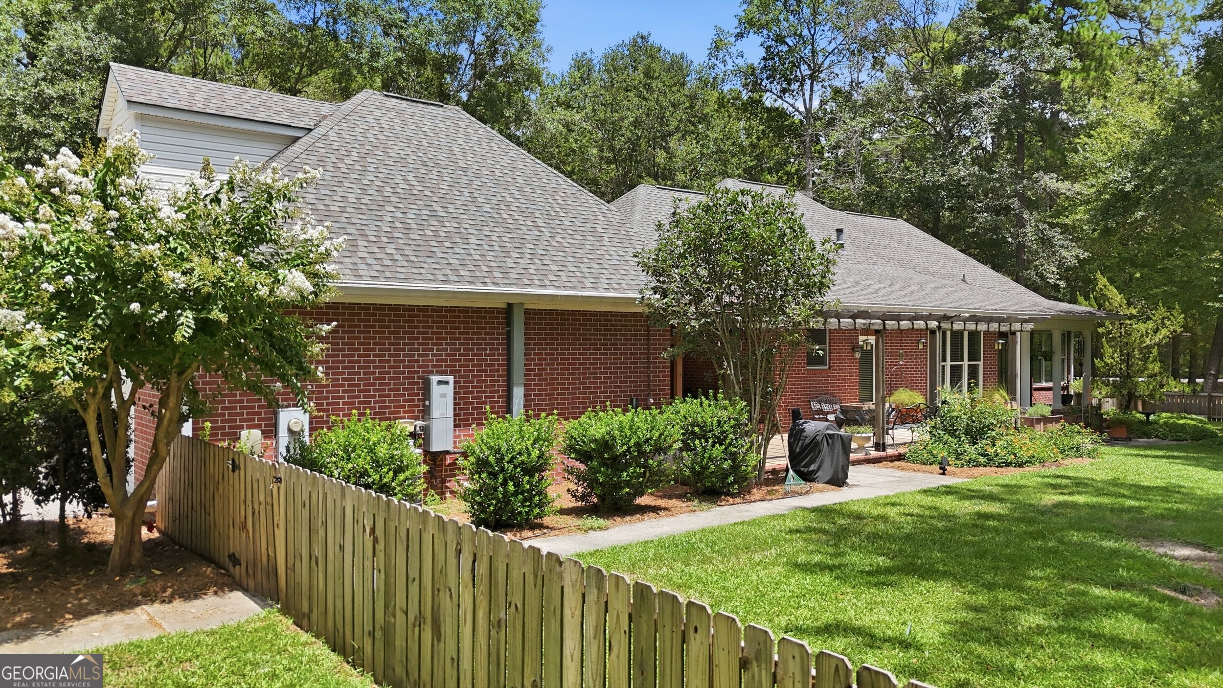 399 Creekside Cove Property Photo 35