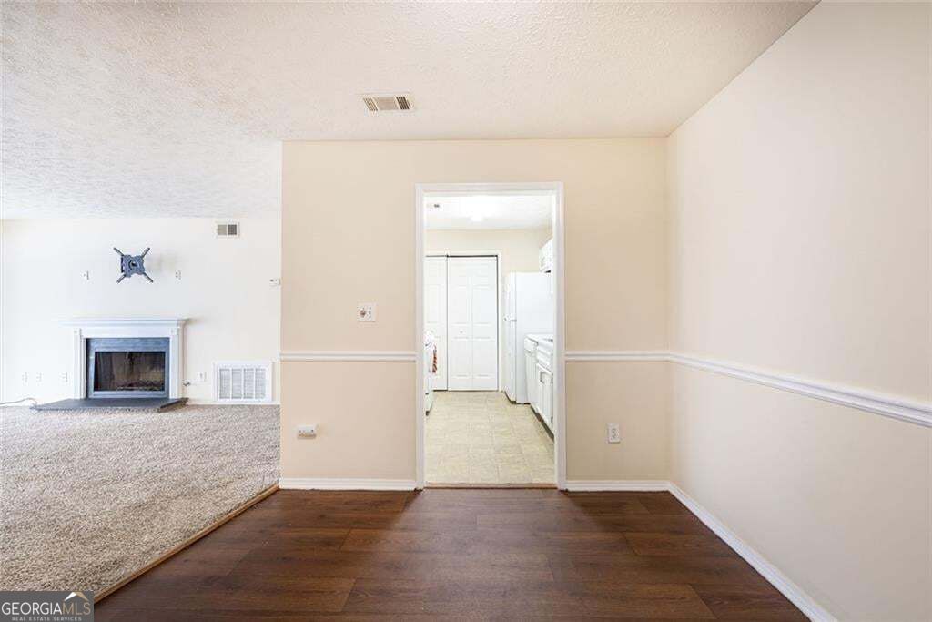 910 Augusta Drive Se Property Photo 11