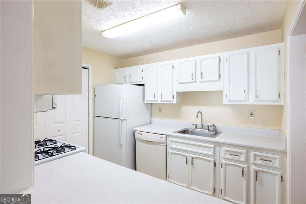 910 Augusta Drive Se Property Photo 13