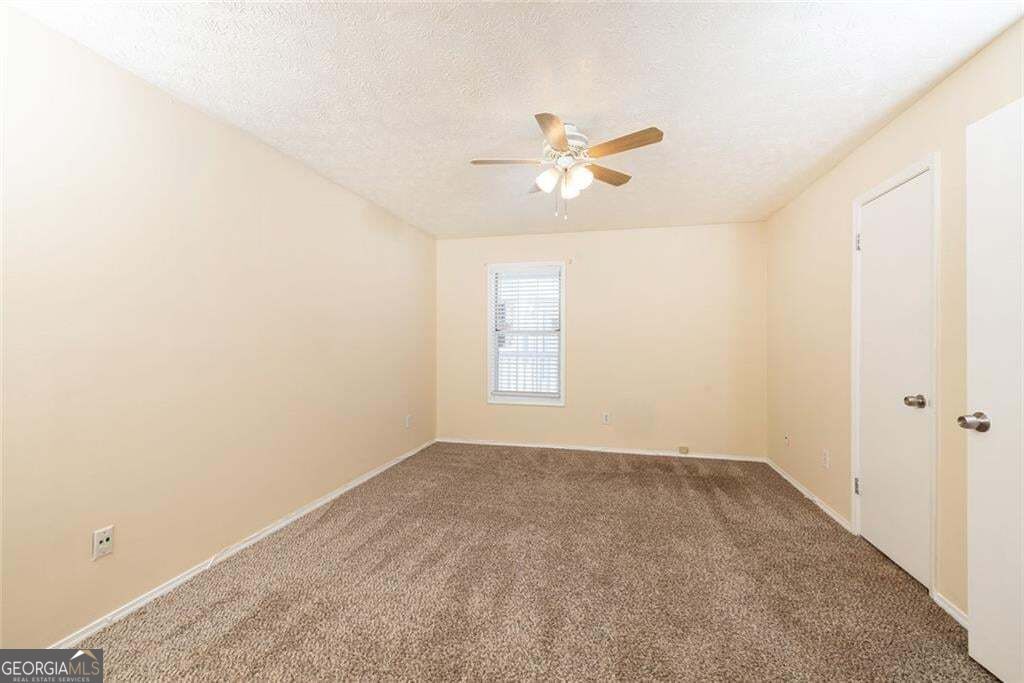 910 Augusta Drive Se Property Photo 25
