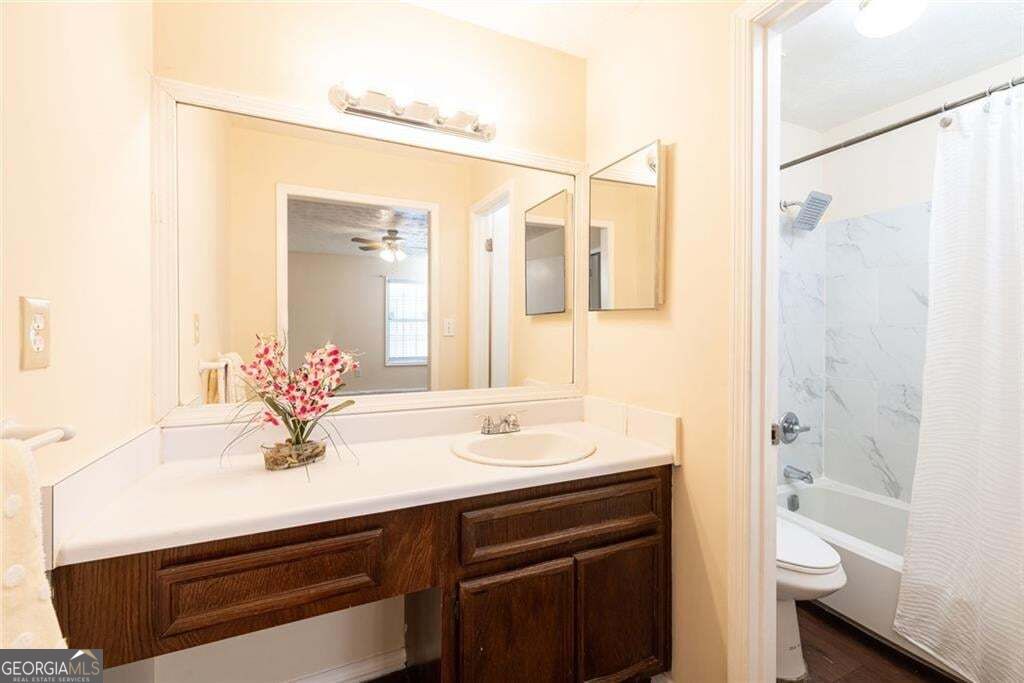 910 Augusta Drive Se Property Photo 28