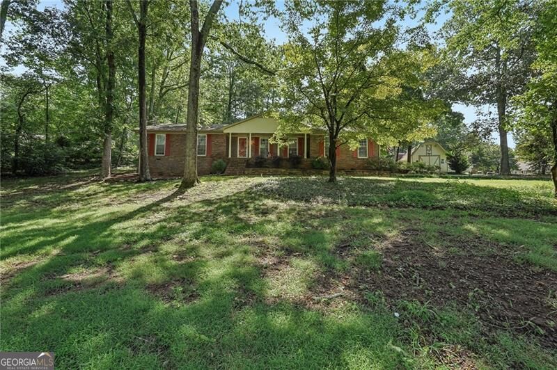 1025 Greenwood Acres Drive Property Photo 1