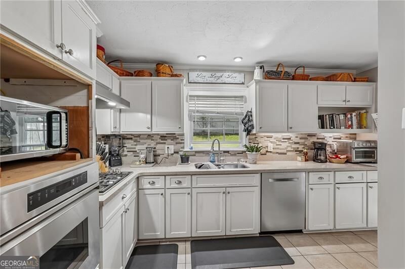1025 Greenwood Acres Drive Property Photo 19