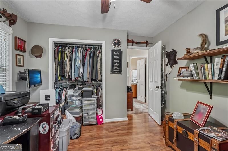 1025 Greenwood Acres Drive Property Photo 29