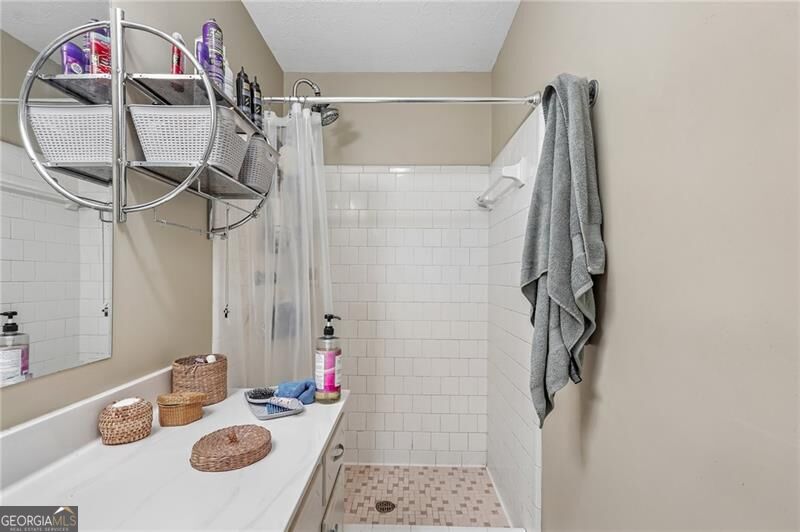 1025 Greenwood Acres Drive Property Photo 34