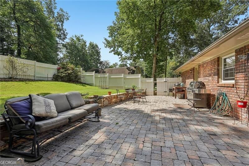 1025 Greenwood Acres Drive Property Photo 42