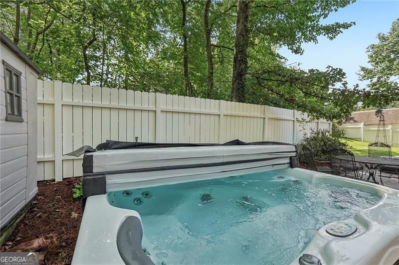 1025 Greenwood Acres Drive Property Photo 44