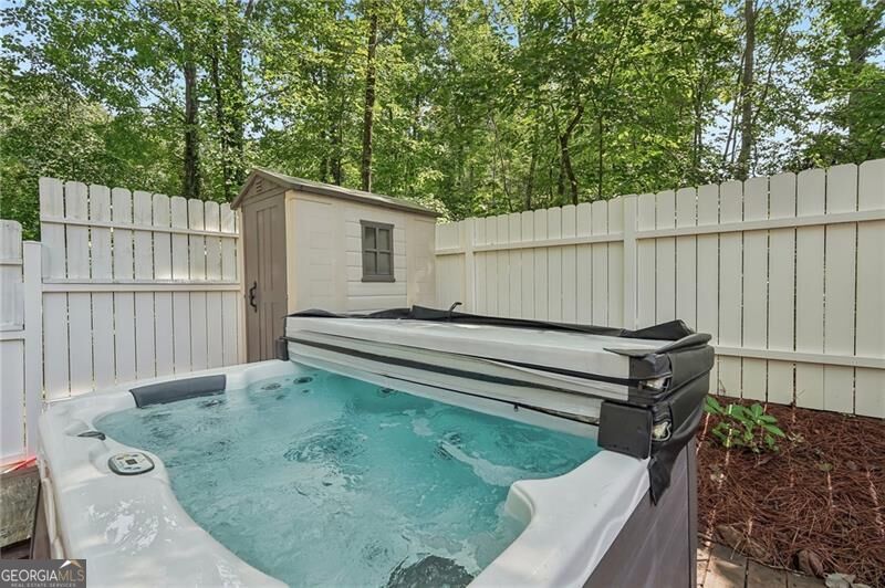 1025 Greenwood Acres Drive Property Photo 45