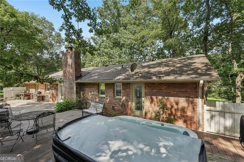 1025 Greenwood Acres Drive Property Photo 47