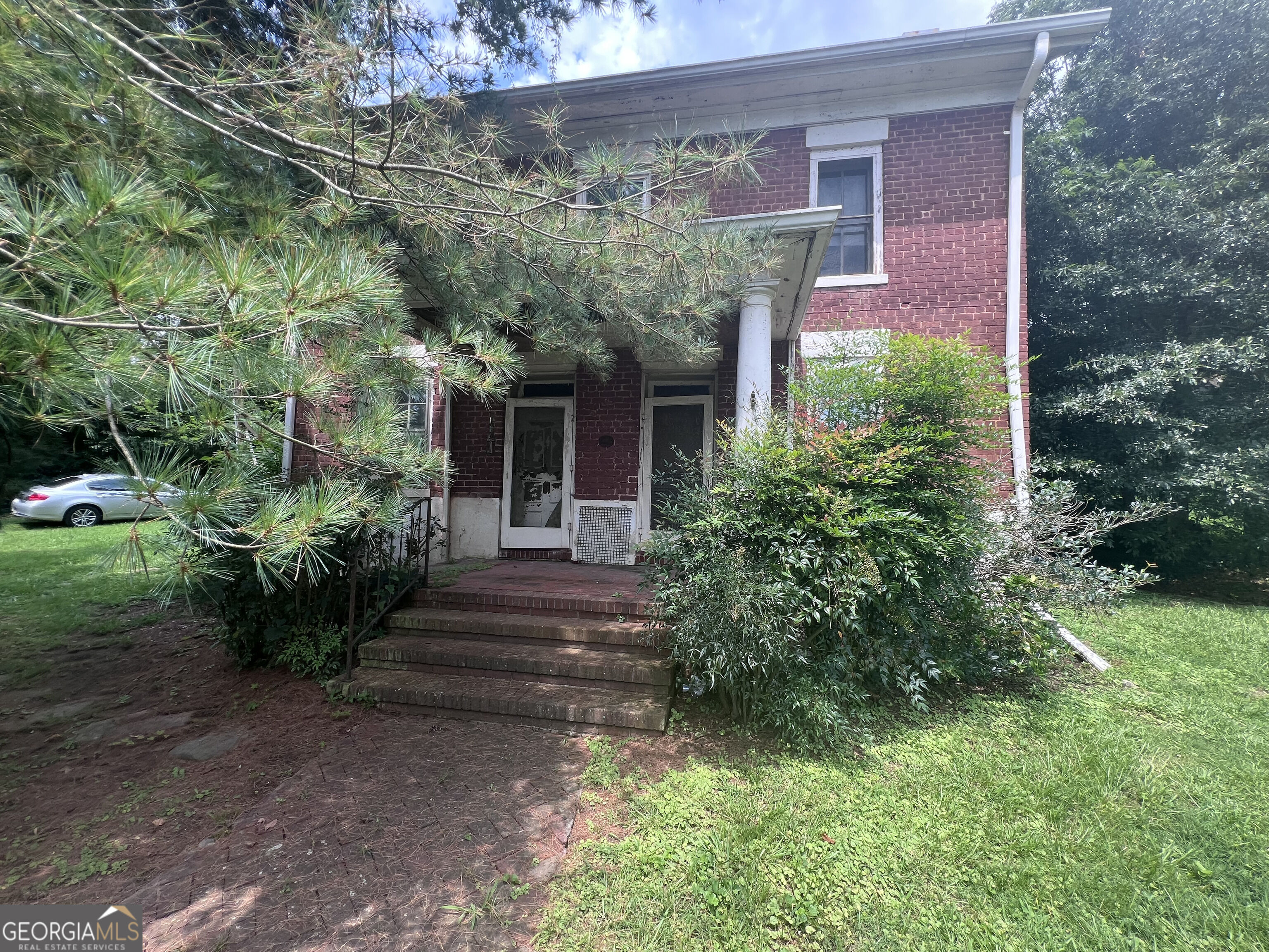 123 Nw Congress Street Property Photo 1