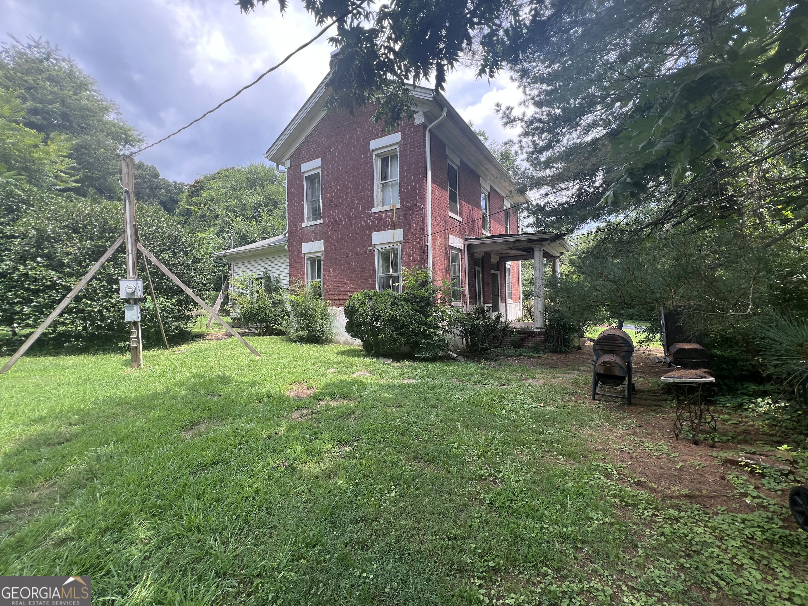123 Nw Congress Street Property Photo 3