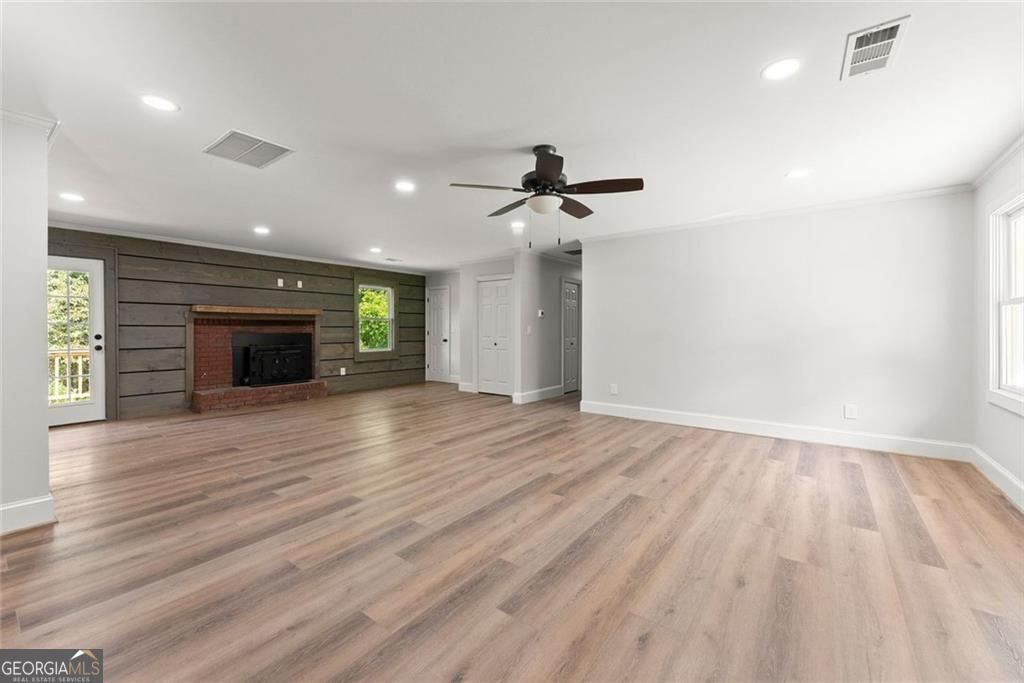 5850 Norton Circle Property Photo 7